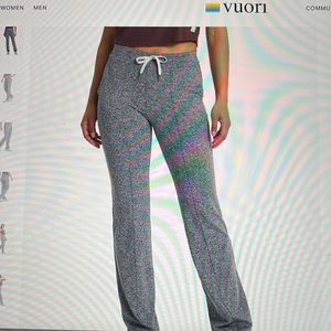 Vuori Halo Wide Leg Flare Pant M Heather Grey